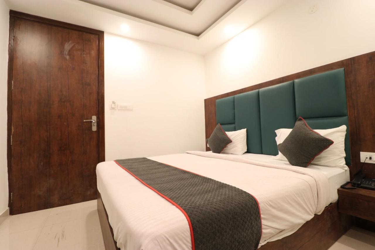 Hotel Krone A Family Hotel Near Igi Airport Delhi New Delhi Eksteriør bilde