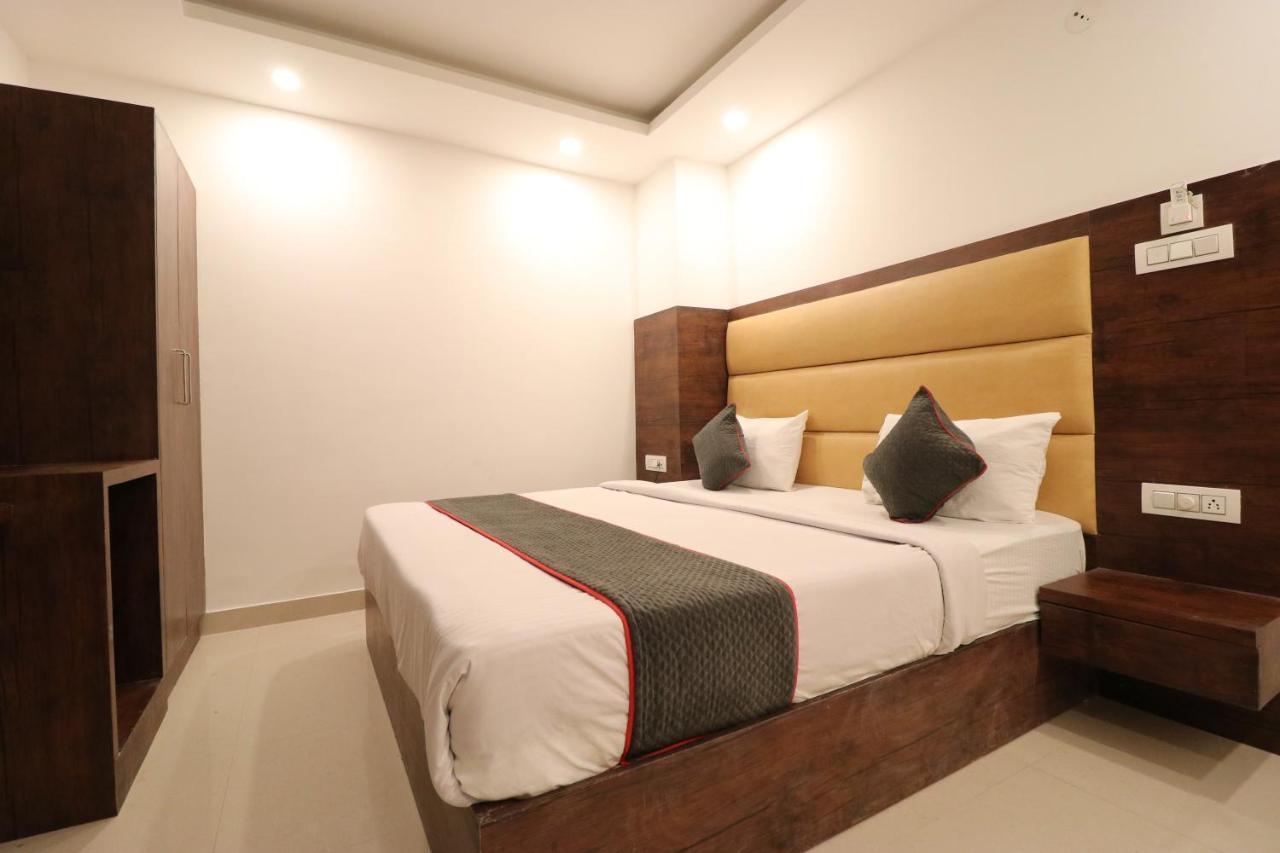 Hotel Krone A Family Hotel Near Igi Airport Delhi New Delhi Eksteriør bilde