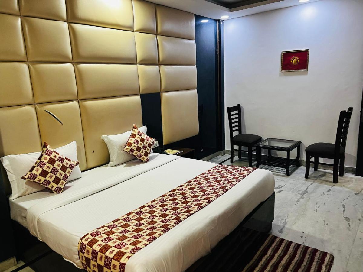 Hotel Krone A Family Hotel Near Igi Airport Delhi New Delhi Eksteriør bilde