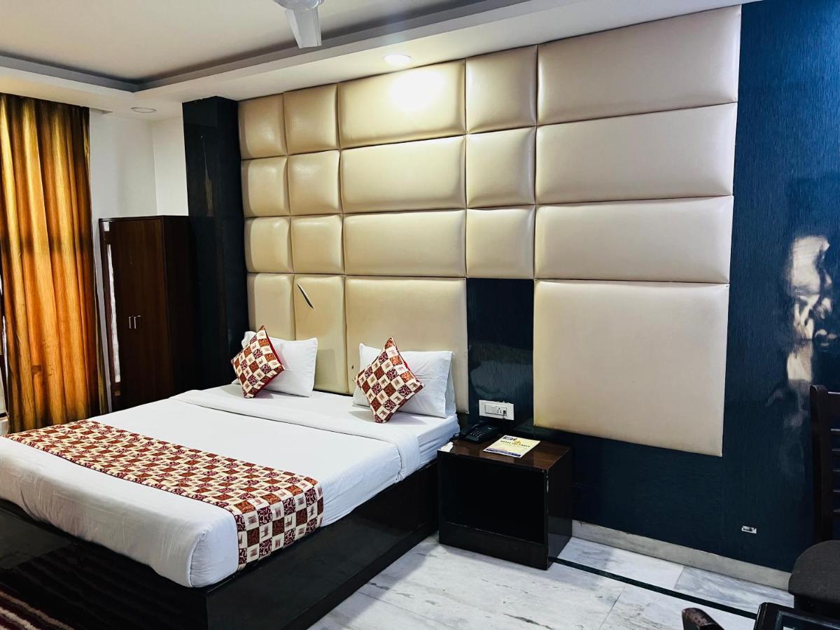 Hotel Krone A Family Hotel Near Igi Airport Delhi New Delhi Eksteriør bilde