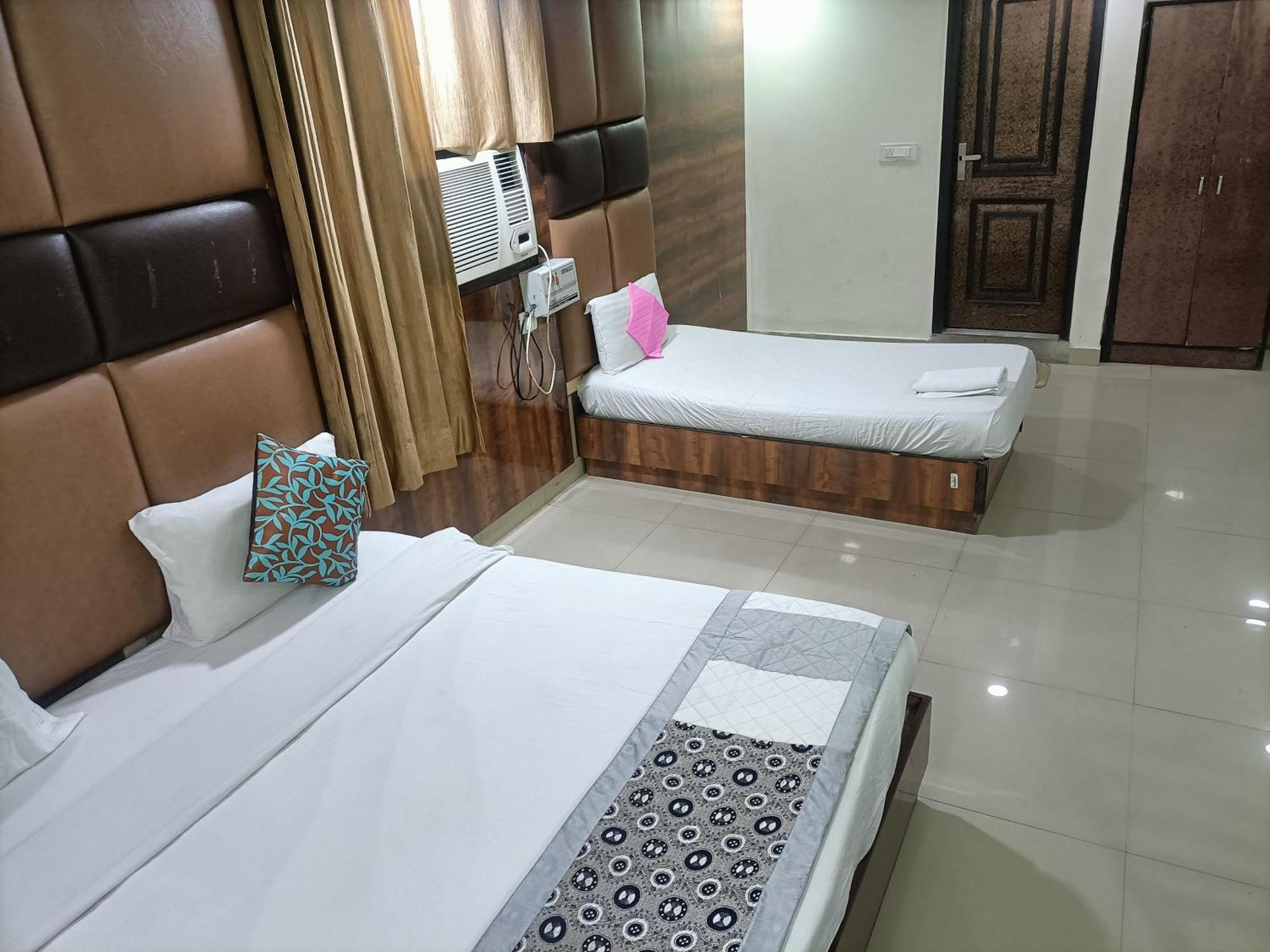 Hotel Krone A Family Hotel Near Igi Airport Delhi New Delhi Eksteriør bilde