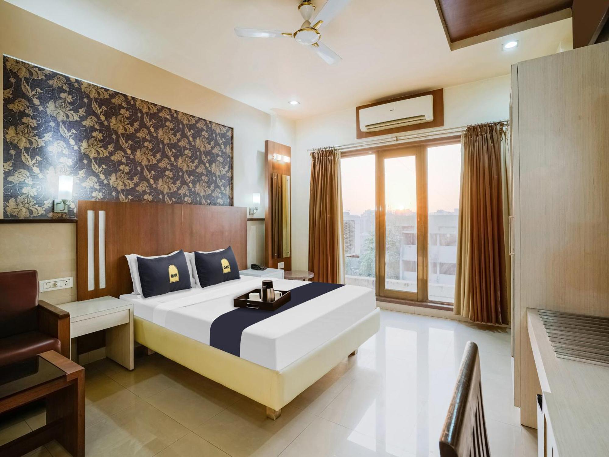 Hotel Krone A Family Hotel Near Igi Airport Delhi New Delhi Eksteriør bilde