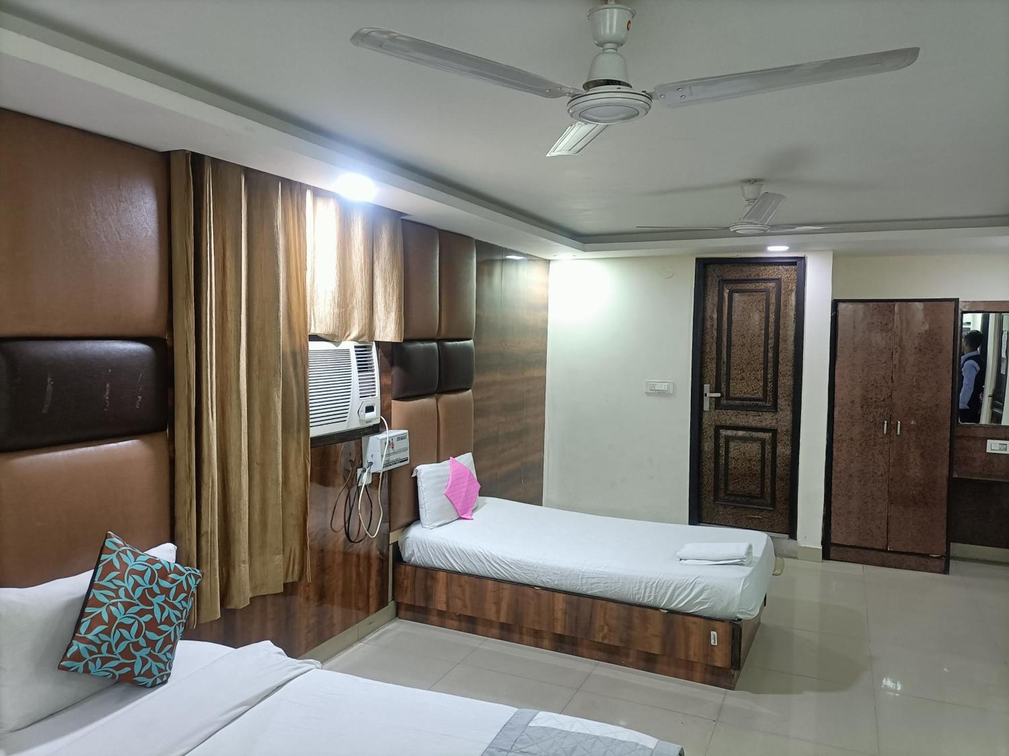Hotel Krone A Family Hotel Near Igi Airport Delhi New Delhi Eksteriør bilde
